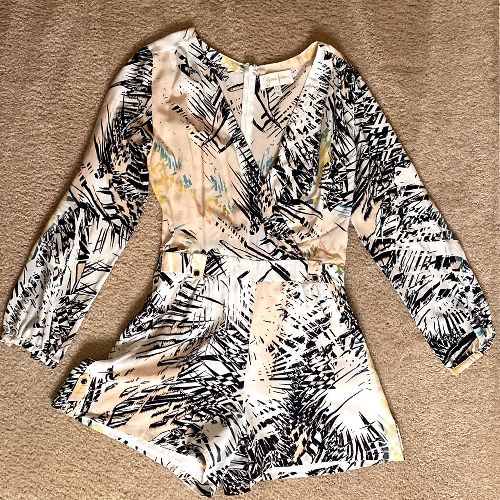Yumi Kim XS Revolve/Saksfifth Spring and Summer Floral ROMPER in pastels